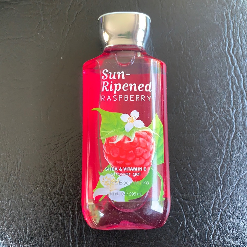 Bath & Body Works Sun Ripened Raspberry Shower Gel